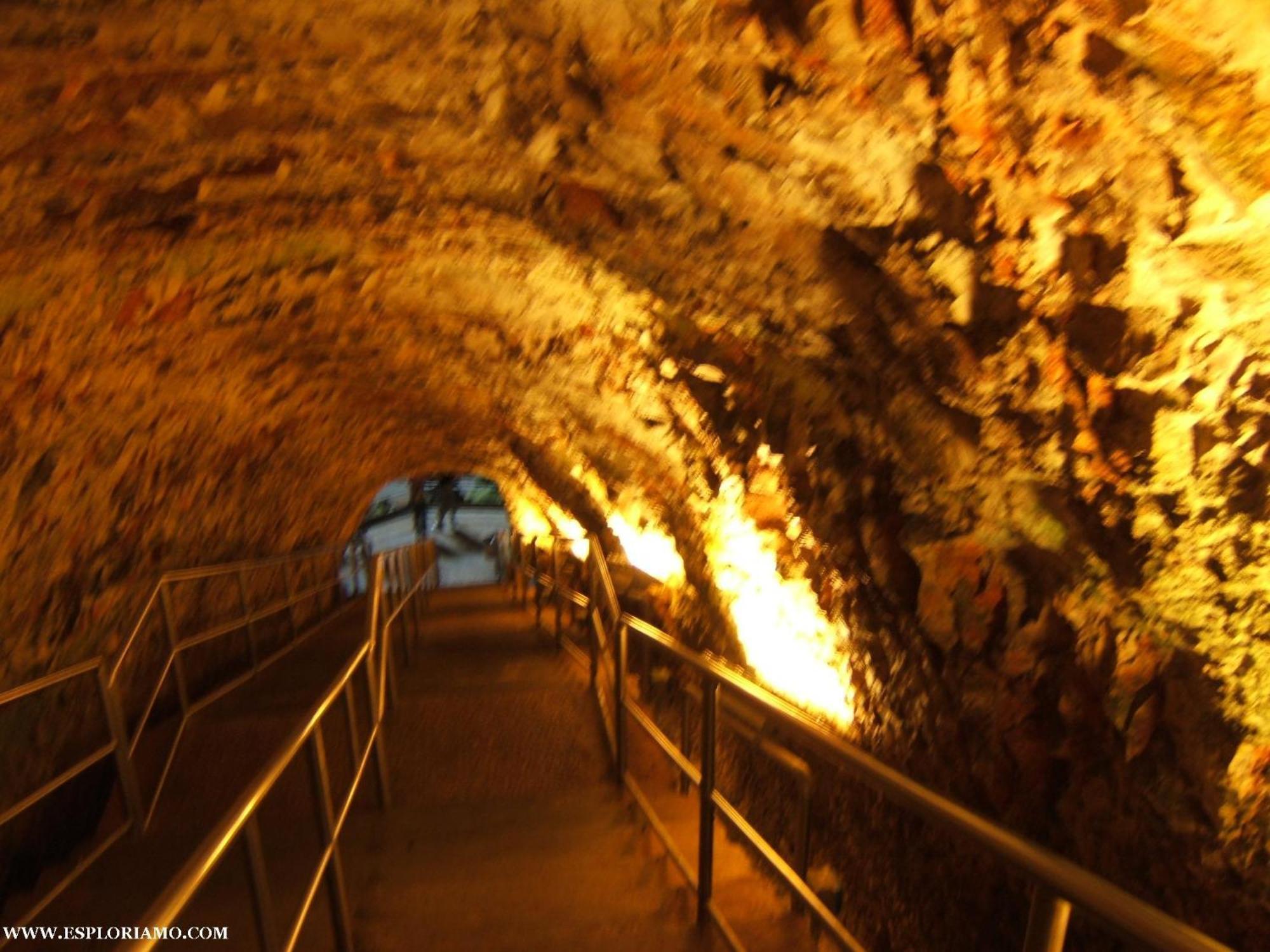 לינה וארוחת בוקר קסטלאנה גרוטה Rifugio Delle Grotte מראה חיצוני תמונה
